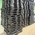 Куплю пластиковые поддоны (паллеты) б/у на переработку. Дорого.