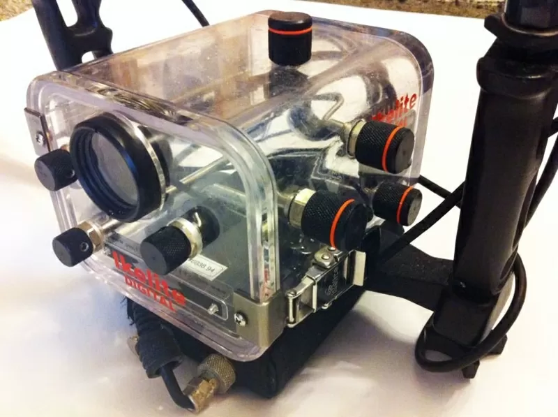 Подводный комплект: видеокамера SONY РВК-SR12 14